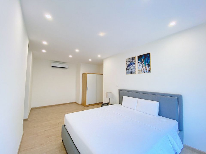 Cần bán nhanh căn hộ ở Luxury Park View - Cầu Giấy, 3 phòng ngủ, 2 vệ sinh, Full nội thất giá chỉ có 6.4 tỷ