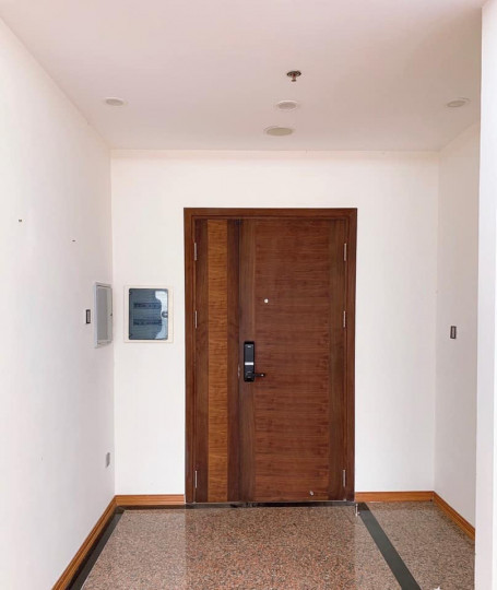 Bán căn hộ 3PN 144m²- Full nội thất giá chỉ 4.8 tỷ - tại Dolphin Plaza Mỹ Đình