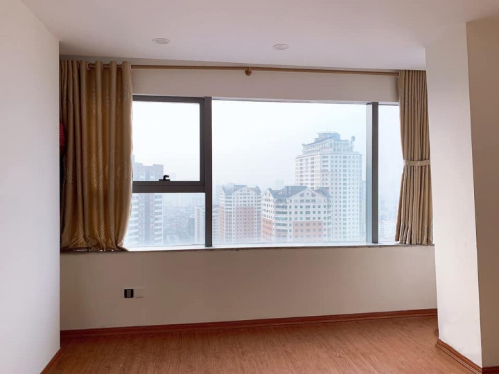 Bán căn hộ 3PN 144m²- Full nội thất giá chỉ 4.8 tỷ - tại Dolphin Plaza Mỹ Đình