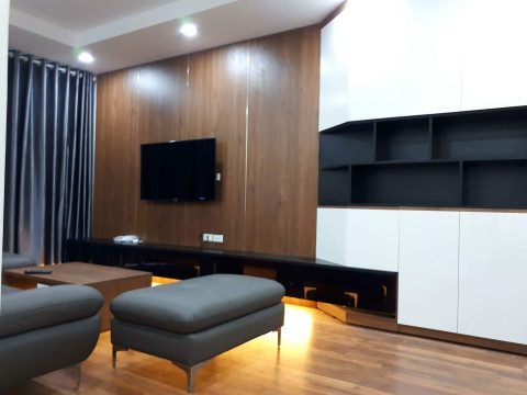 Cho thuê căn hộ 3PN full nội thất cao cấp tại tòa R2 chung cư Goldmark City - 136 Hồ Tùng Mậu