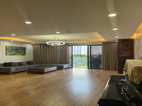 Chính chủ bán gấp căn hộ Ngoại Giao Đoàn, Tòa N03t3B, 3 phòng ngủ, 2 vệ sinh. Liên hệ ngay Kim Long: 0396582295