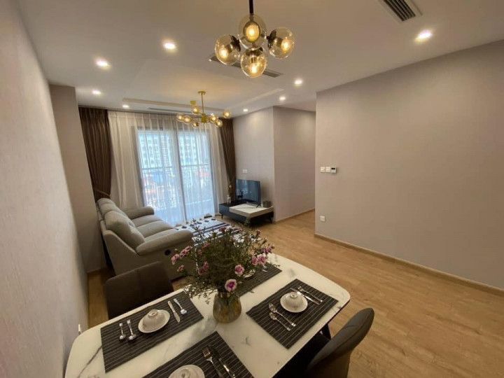 Chỉ với số tiền là 4.35 tỷ sở hữu luôn căn hộ siêu đẹp 70m2 2PN ở  Luxury Park View - Cầu Giấy. Liên hệ Mr Trọng: 0815908914