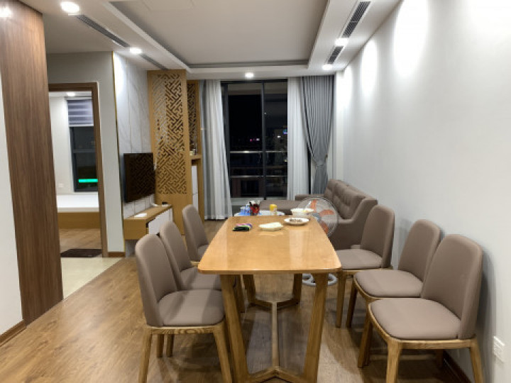 Cần nhượng lại căn hộ ở The Park Home, 2 phòng ngủ, 2 vệ sinh, Full nội thất. Liên hệ Mr Thắng: 0862632339