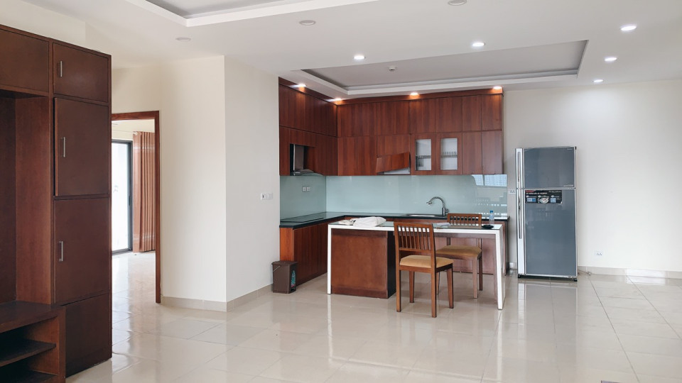 Cho thuê căn 3PN - 120m2, giá 16tr5tr tại CC Kosmo Tây Hồ