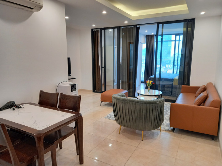 Bán chung cư Center Point, Cầu Giấy, Hà Nội. Full nội thất, 1PN, 1WC, giao dịch nhanh
