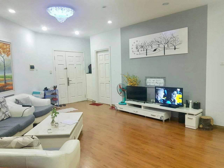 Cần nhượng lại căn hộ 3 phòng ngủ, 2 vệ sinh, Full nội thất ở chung cư 173 Xuân Thủy