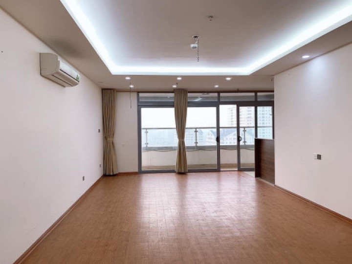 Bán căn hộ 3PN 144m²- Full nội thất giá chỉ 4.8 tỷ - tại Dolphin Plaza Mỹ Đình