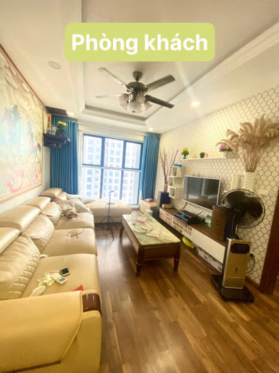 Cần bán nhanh căn chung cư Goldmark City, 2 phòng ngủ, 2 vệ sinh, 78m2 Full nội thất, ban công ĐN giá 3,1 tỷ. Lh 0971107112