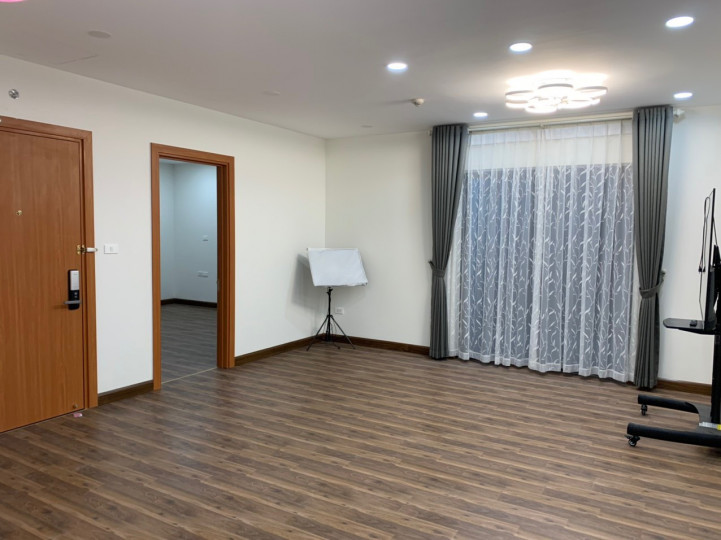 Giá chỉ 4 tỷ cần bán nhanh căn hộ Goldmark City Hồ Tùng Mậu 110m2 3PN 2WC Nội thất cơ bản  liên hệ 0866222223