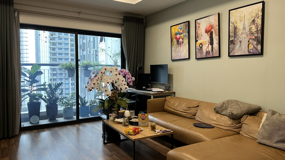 Chủ nhà gửi căn hộ Goldmark City 130m2, 3PN, 2WC Full đồ view ban công đẹp, giá 5,5 tỷ. Liên hệ: 0866222223