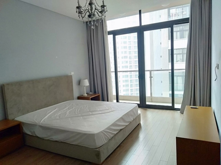 Cần bán nhanh căn chung cư Dolphin Plaza Mỹ Đình - Trần Bình, 2 phòng ngủ, 2 vệ sinh, 138m2 Full nội thất giá 4,55 tỷ. Liên hệ 0971107112à