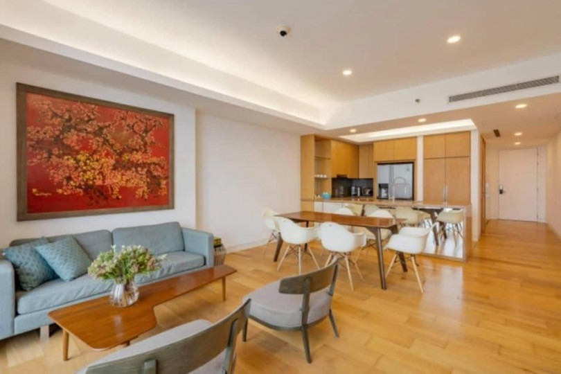 Chủ nhà đi Đức cần tìm người giữ gìn nhà, giá thuê rất thiện chí tại Indochina Plaza, view đẹp