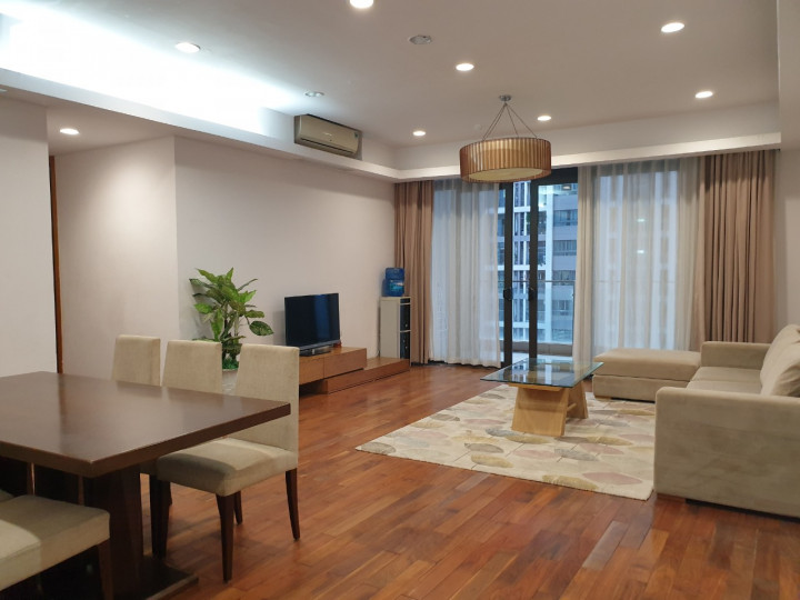 Cho thuê căn Chung cư 2 ngủ Goldmark City 136 Hồ Tùng Mậu  Full nội thất - full nội thất- 14 triệu-0985384919