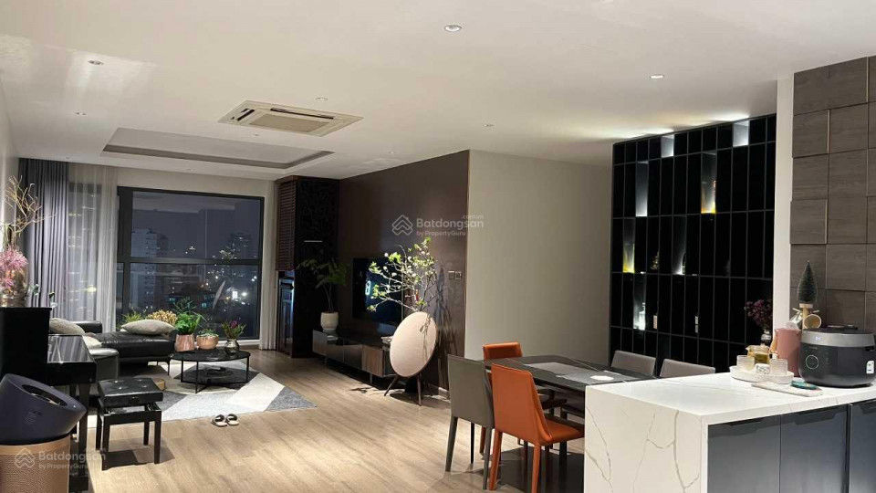 Chính Chủ Cần Bán Căn Hộ View Công Viên Cầu Giấy, Full Nội Thất Giá 61tr/m2