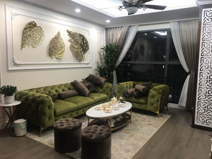 Chính chủ bán căn hộ 123m2. Tầng trung, view đẹp, full nội thất 3PN2VS giá 8,1 Tỷ
