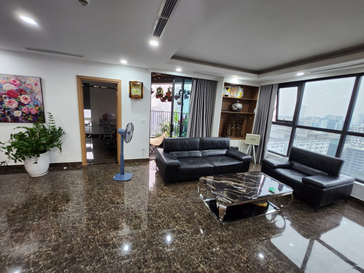 Bán căn góc 3 phòng ngủ 2wc full nội thất đẹp xịn chỉ cần xách vali về ở tại The Park Home. 8,6tỷ