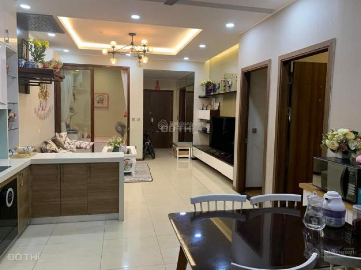 Bán gấp căn 3PN Green Stars rộng 102m2 3PN, giá 4.8ty. LH: 0944076068