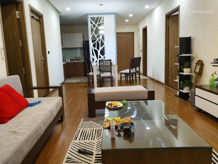 Khách sắp hết hạn hợp đồng gia đình cho thuê căn hộ tại S4 Goldmark City - 136 Hồ Tùng Mậu.