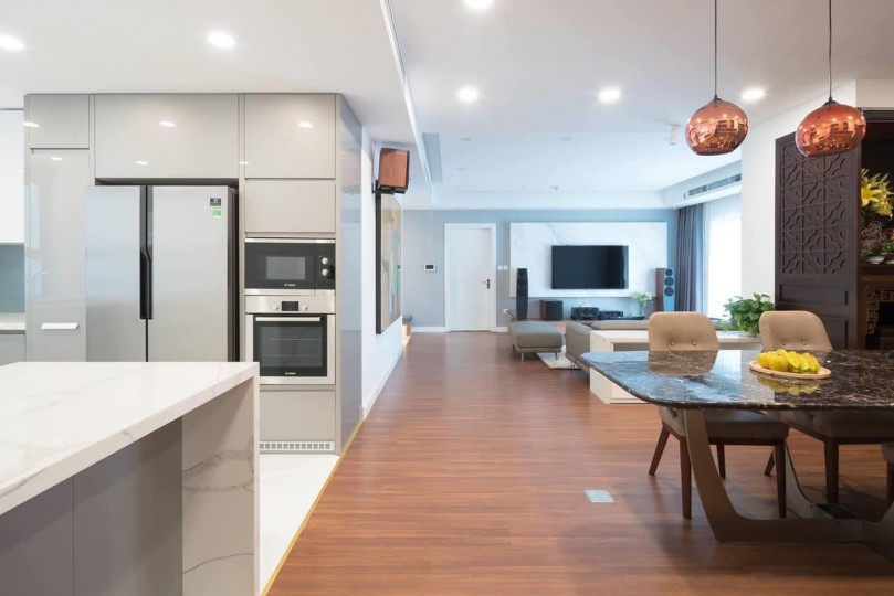 Cho thuê căn 4PN full nội thất xịn, chủ sắm để ở, hướng mát tại Goldmark city. LH 0815908914