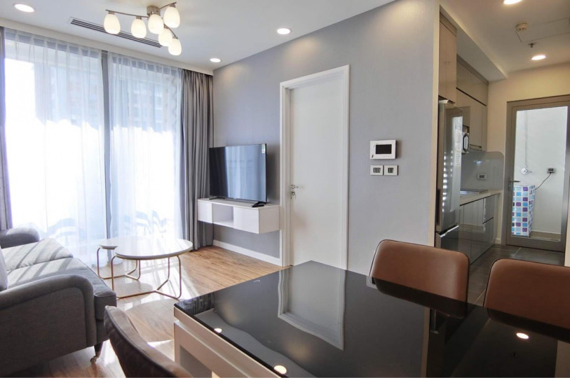 Chính chủ bán căn hộ 2 ngủ, The Park Home, Thành Thái, Cầu Giấy DT 81m2, giá 6,6 tỷ, đủ đồ