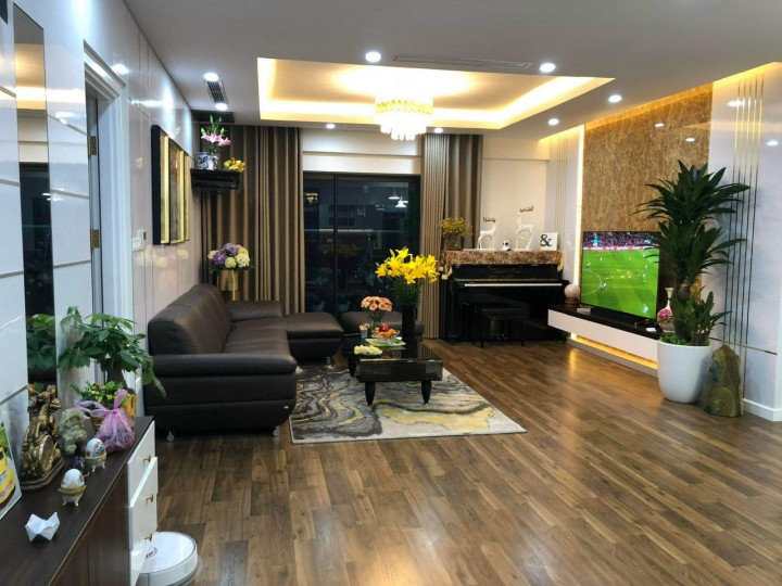 Chính chủ bán căn góc 3PN, full nội thất tại chung cư Goldmark City, view thoáng, hướng mát