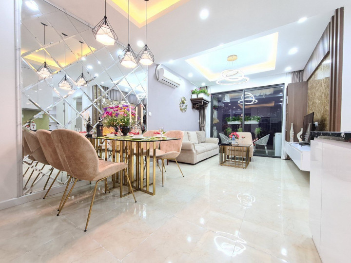 Hot! Cho thuê chung cư FLC - 265 Cầu Giấy. 123m2 - 3 ngủ - đủ đồ. Gía 20 triệu.